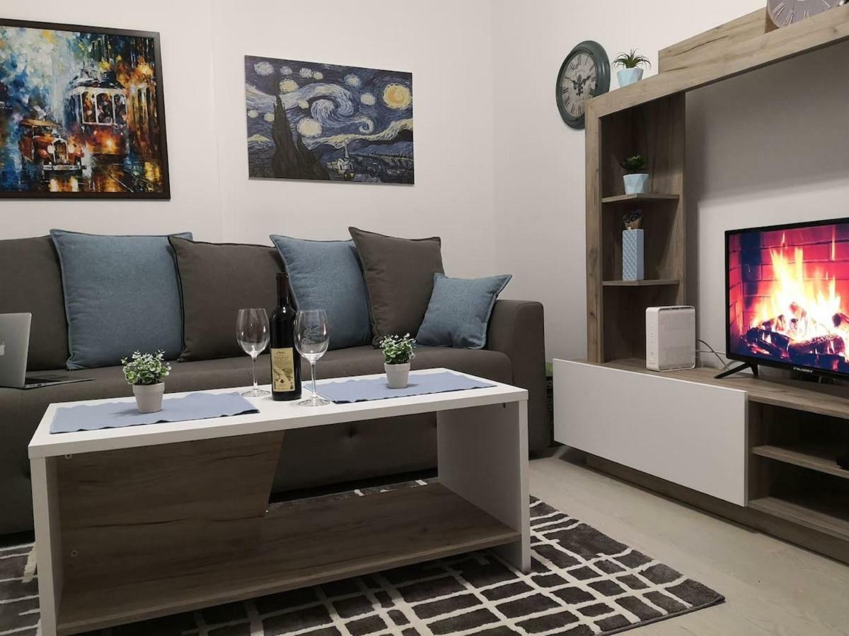 Vasa Central Studio Novi Sad Buitenkant foto