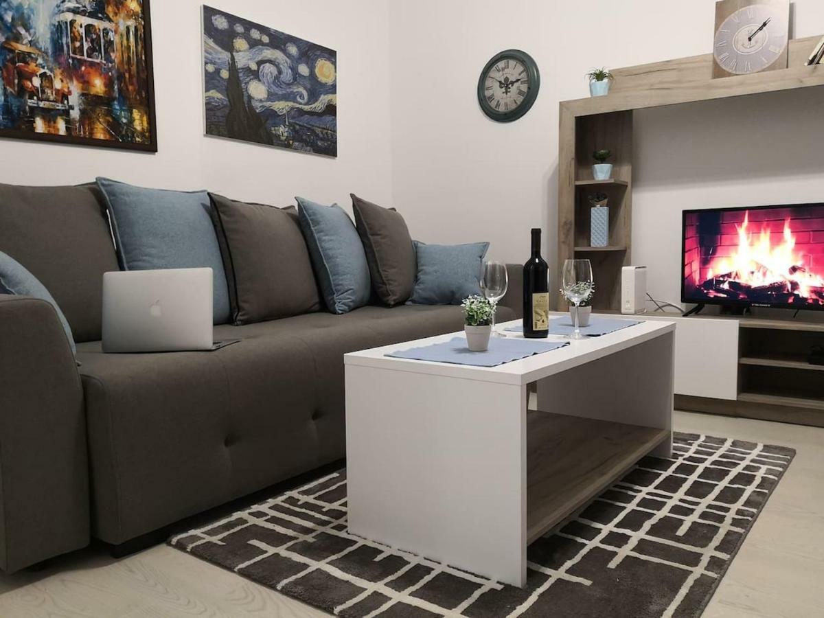 Vasa Central Studio Novi Sad Buitenkant foto